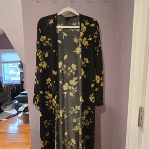 Torrid Black and Yellow Floral Kimono